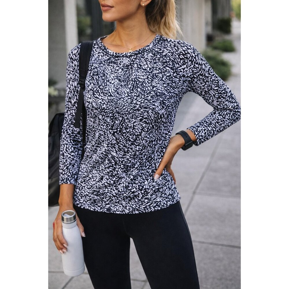 Athleta Ultimate Train Top Windstorm Sm. Long Sleeve Athleisure Yoga Workout Gym